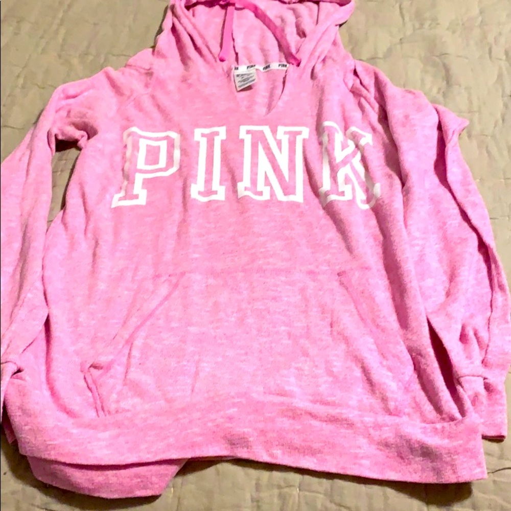 Long sleeve hooded tshirt